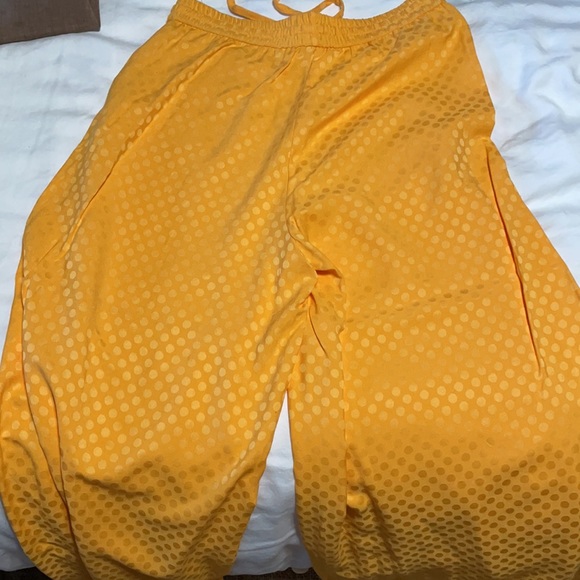 Onia Chloe Silky Dot Wide Leg Pant in Sunflower🌻 - Picture 4 of 9